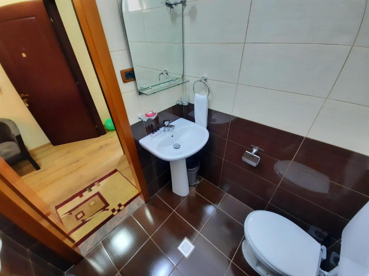 Villa 53 Tiran Dış mekan fotoğraf